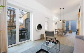 2 Bedroom Awesome Home In Lembruch-Dümmer See